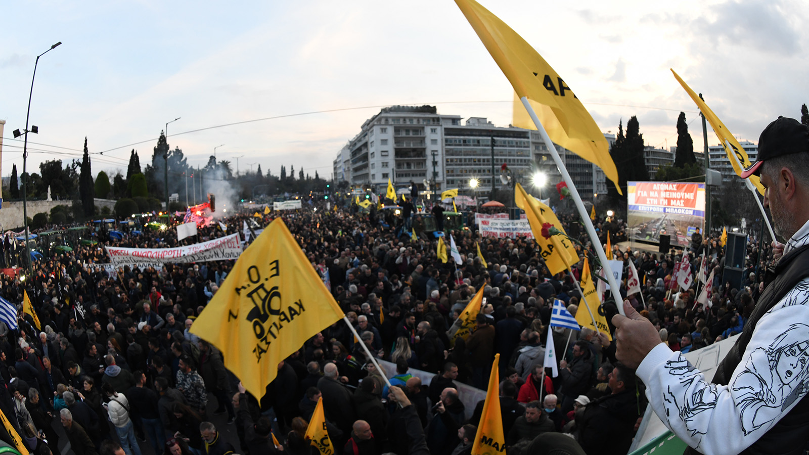 agrotes_syntagma-sygkentrosi-76