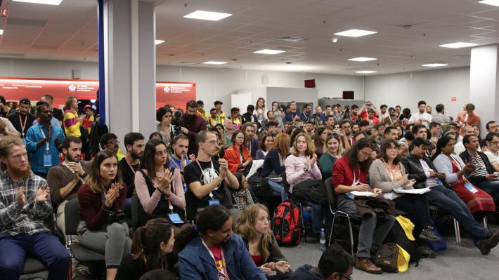 ekdhlosh-36-kommoynistikon-neolaion-4