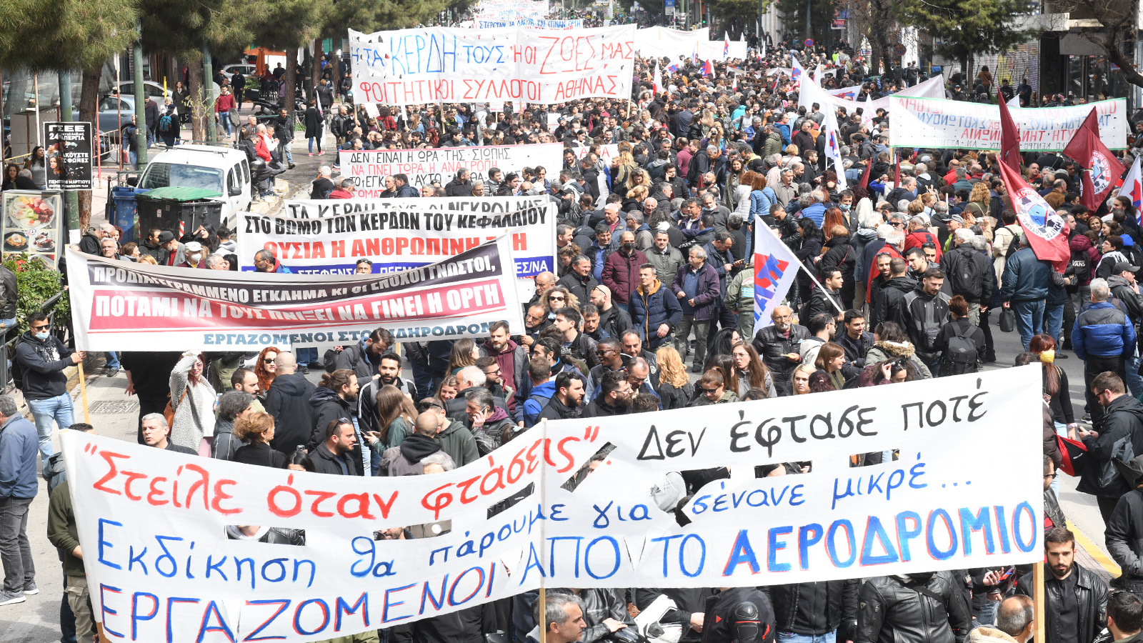 hellenic_train-10