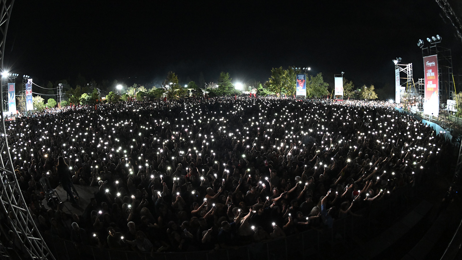 kentriki_skini_pasxalidis_08