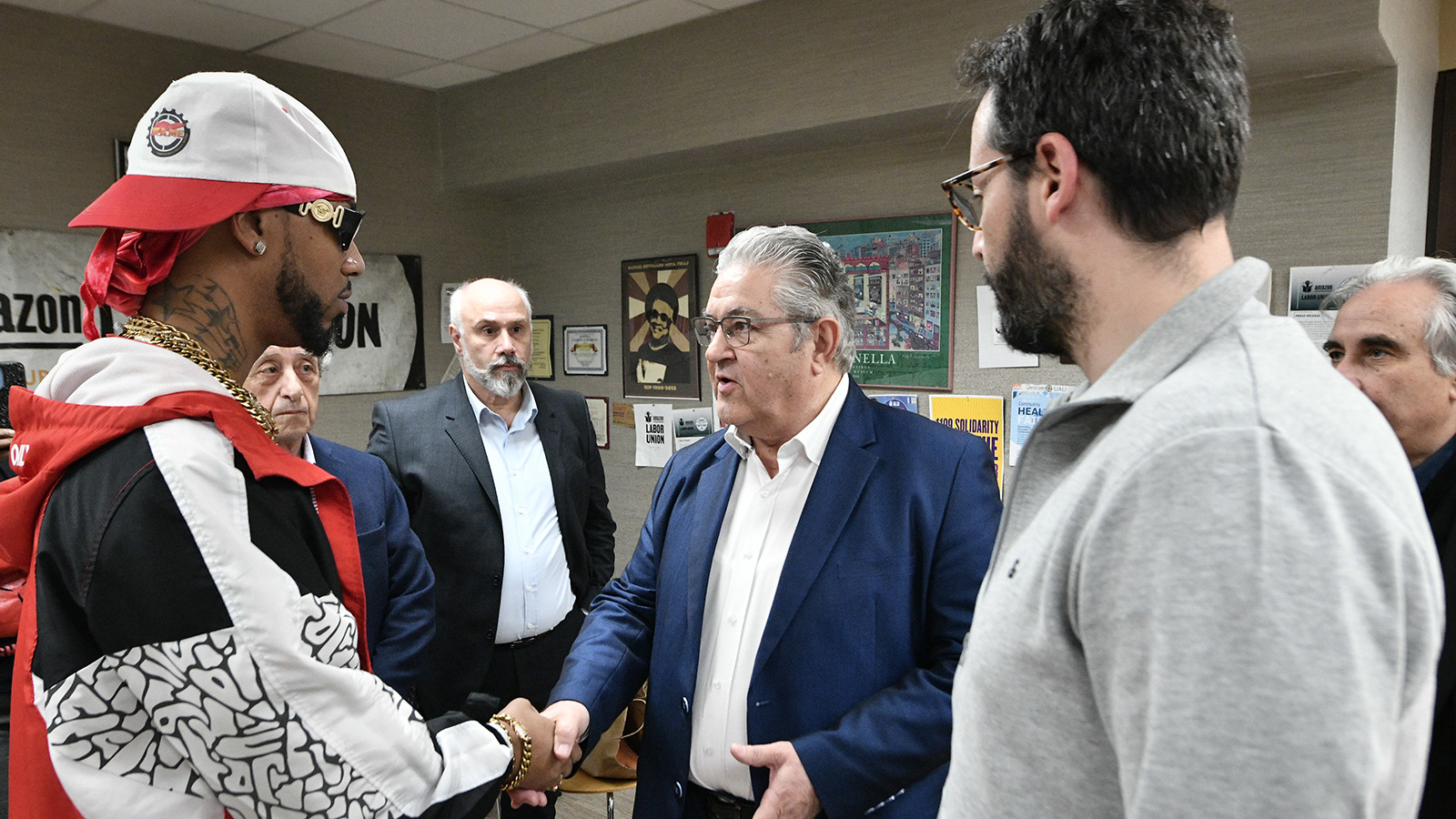 koytsoympas_amazon_44