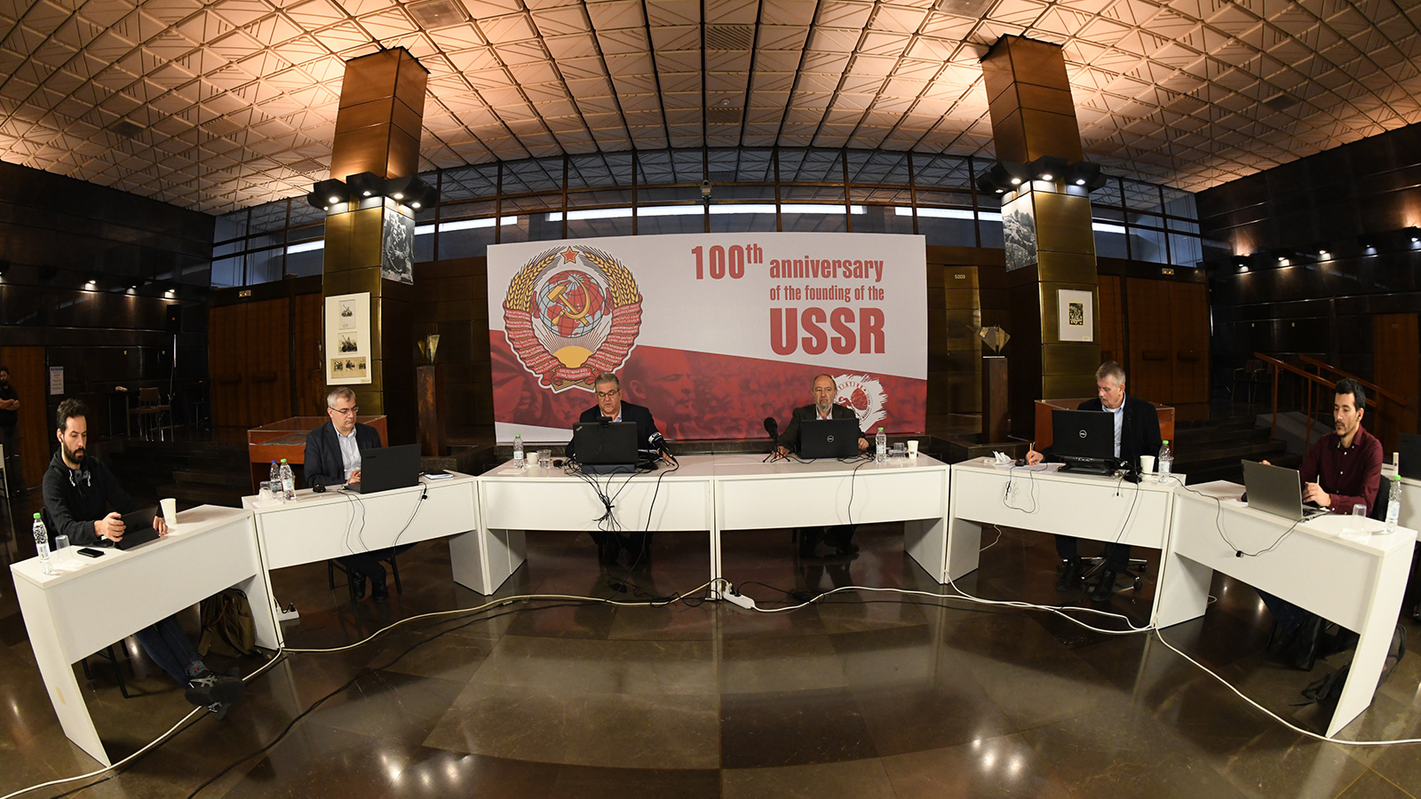 perissos-thlediaskepsi-100-xronia-essd-15