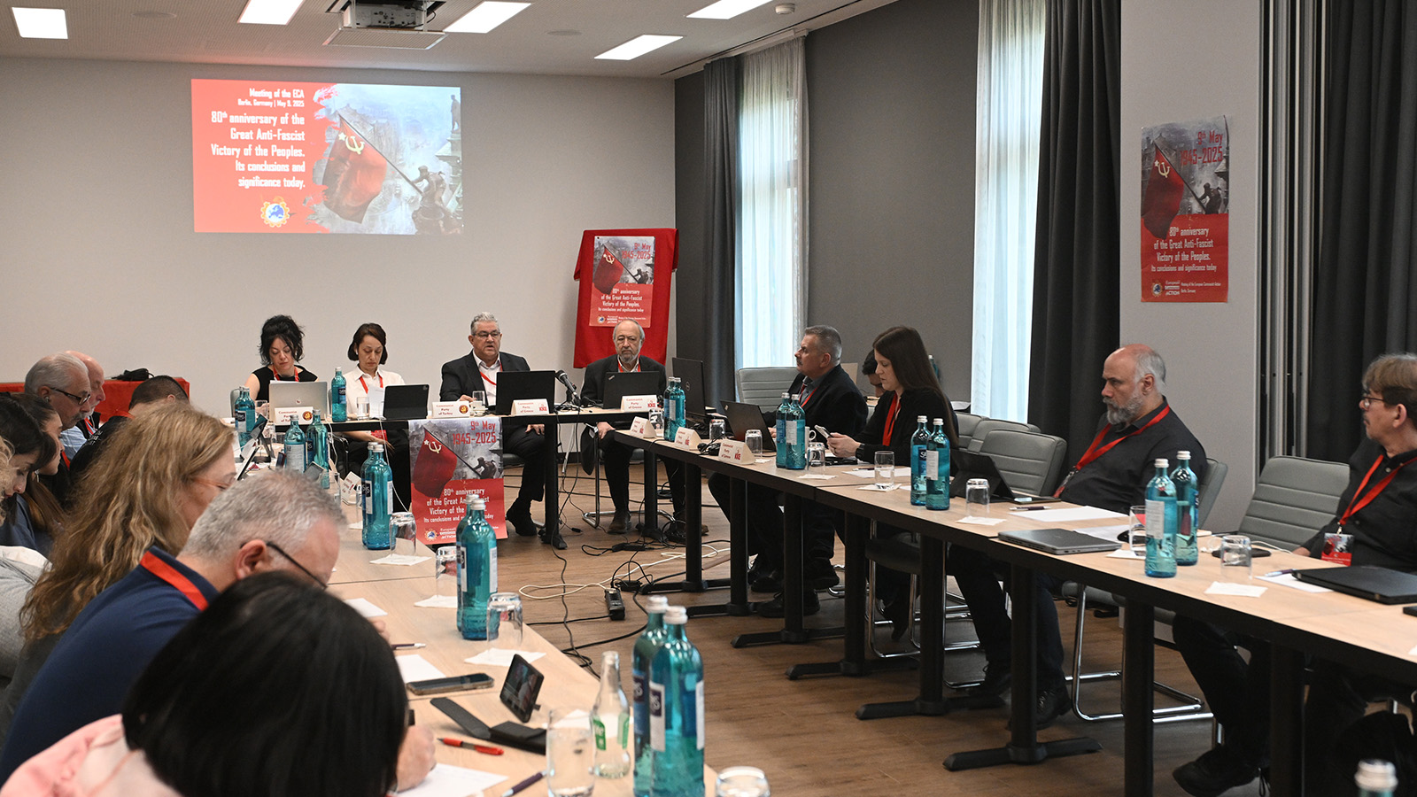 sinantisi-kommounistikis-drasis-09