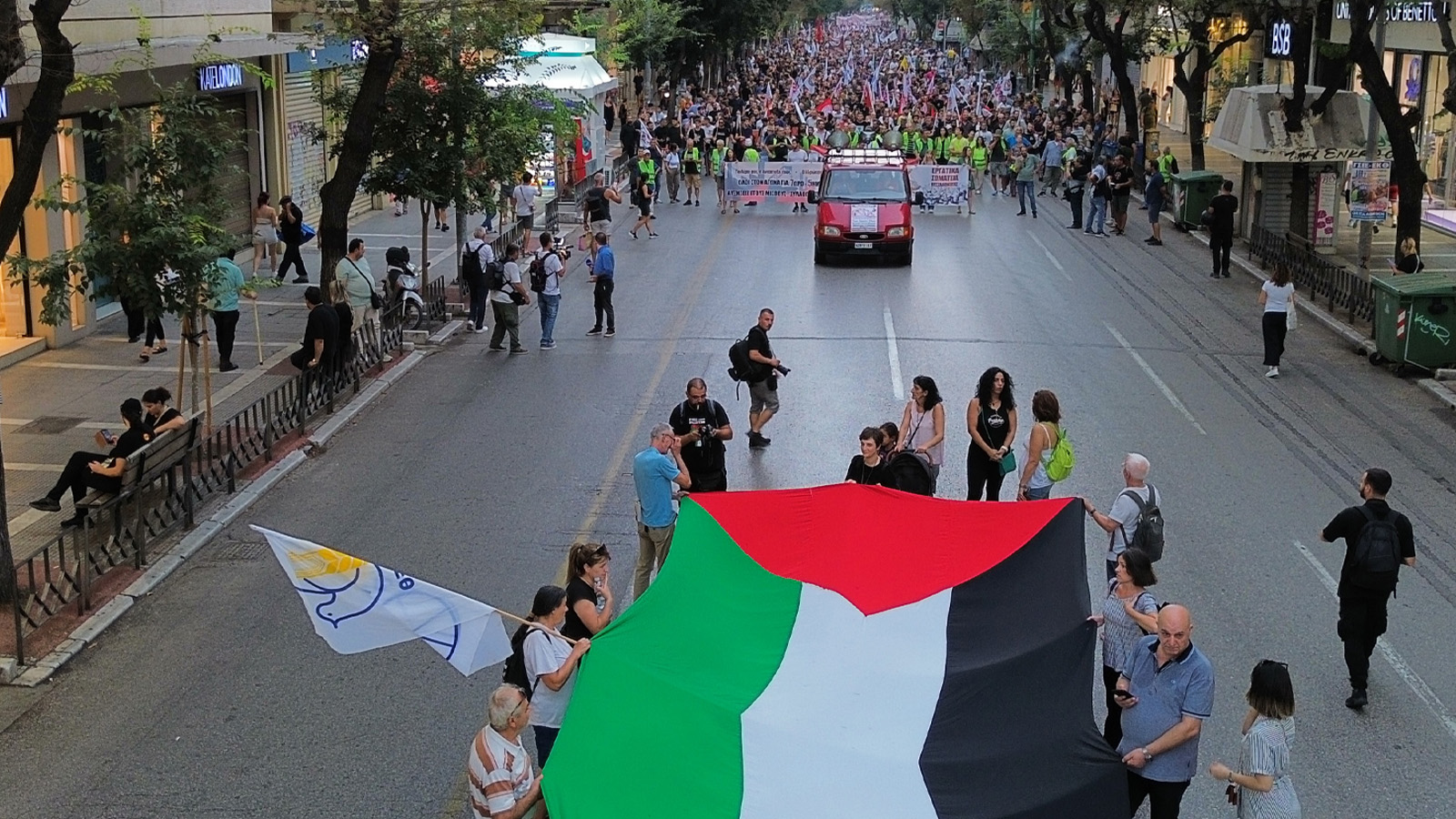 syllalhthrio_deth_85