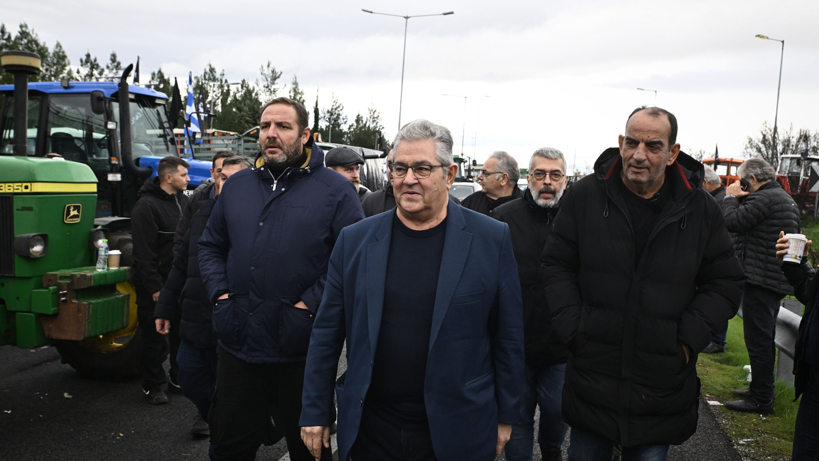 koutsoumpas-mploko-nikaias-1