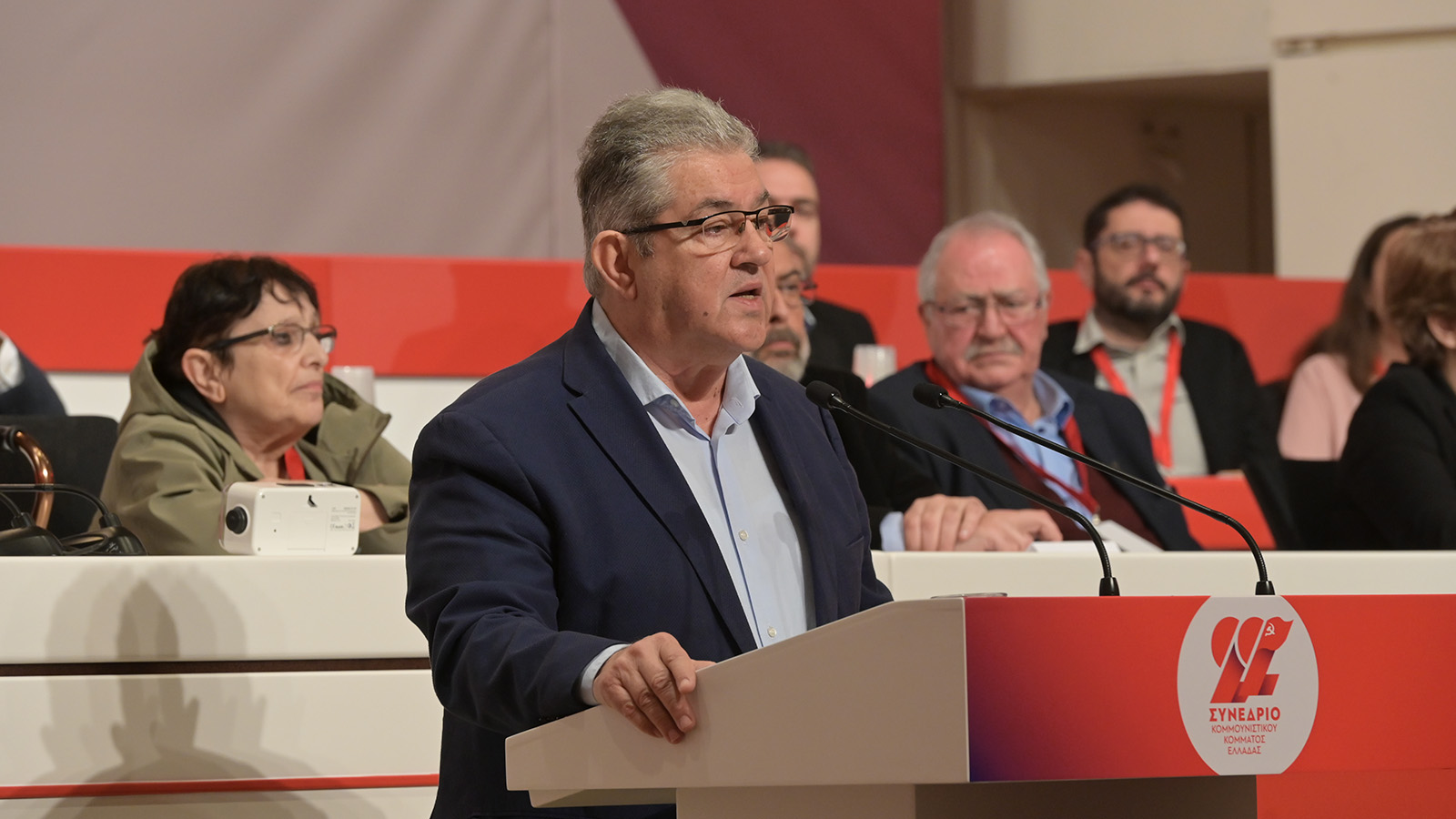 koutsoumpas-synedrio-portreto-5