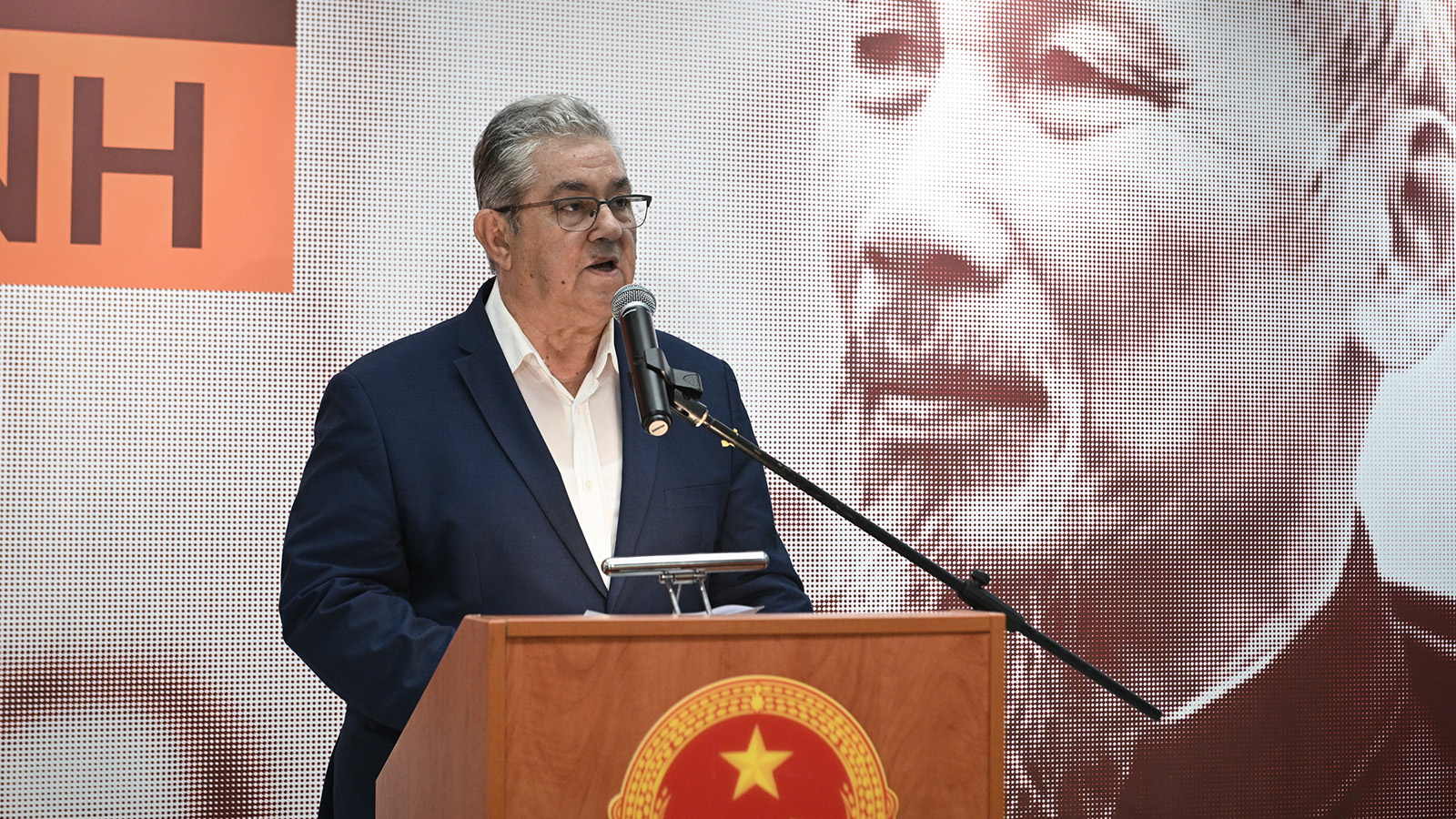 koutsoumpas-vietnam-22