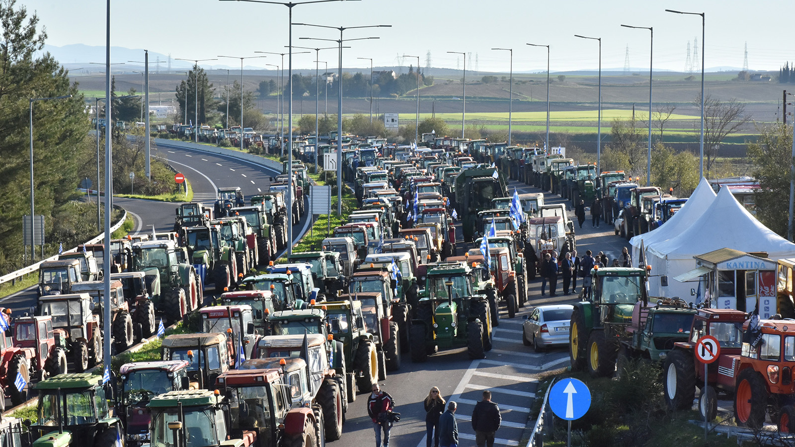 mpoko-nikaias-trakter-02